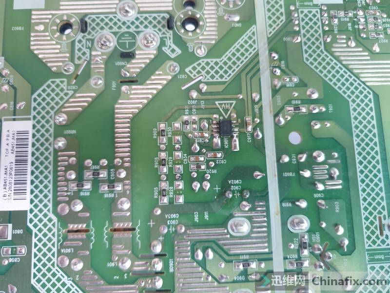 AOC E952S 液晶顯示器維修一例